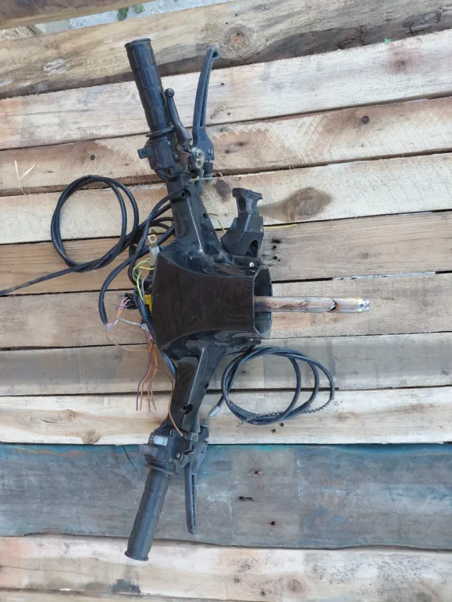 Manillar Derbi Variant