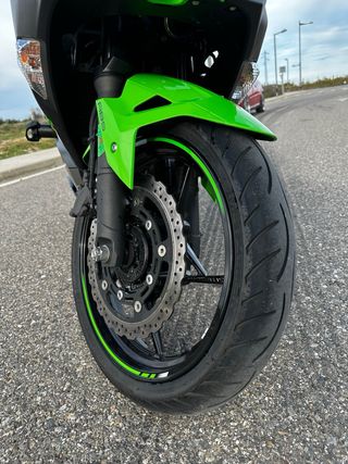Kawasaki Ninja 400 KRT