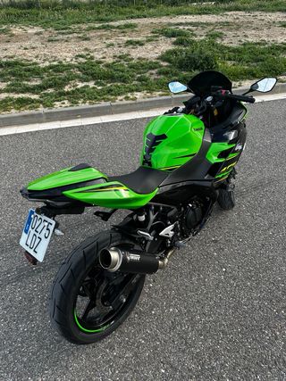 Kawasaki Ninja 400 KRT