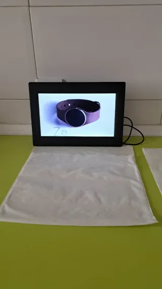 Marco Digital Fotos + Cargador + Manual