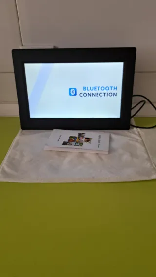 Marco Digital Fotos + Cargador + Manual