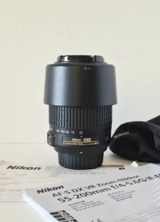 Objetivo Nikon AF-S DX 55-200mm VR IF-ED