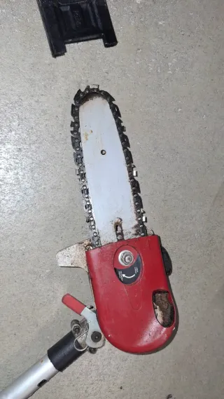 Brazo motosierra