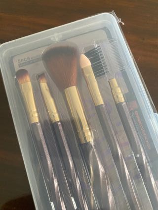 Paleta Sombras Ojos y Brochas Exmon