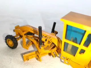 JOAL 217 - Motoniveladora Caterpillar 12G