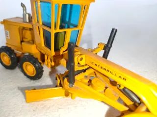 JOAL 217 - Motoniveladora Caterpillar 12G