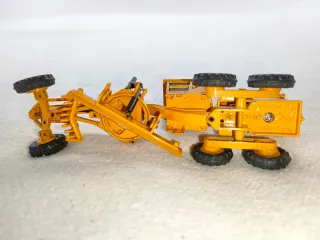 JOAL 217 - Motoniveladora Caterpillar 12G