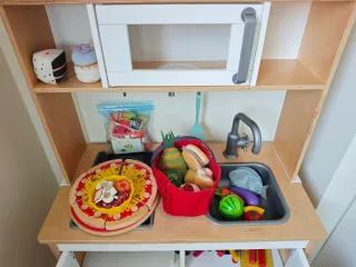Cocina de juguete de madera