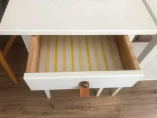 Comodino bianco Ikea Hemnes