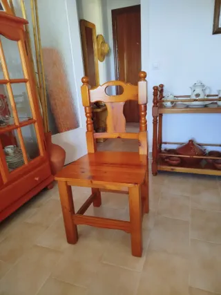 Mesa de comedor de madera provenzal