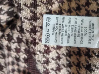 Jersey cuello alto estampado mujer