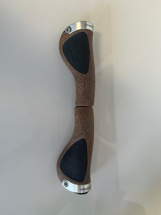 Puños Ergon GP1 Biokork