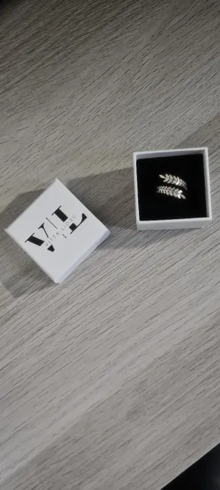 Colección Anillos VITTA Lioré Dorados Ajustables