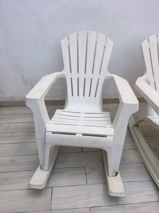 2 Mecedoras Blancas Exterior