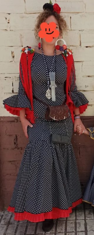 Traje flamenca diseño único, talla 40-42.
