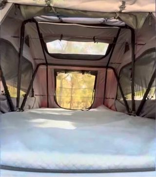 Tienda de campaña de techo