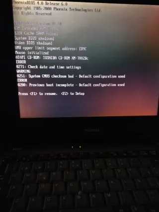 Portátil Toshiba Satellite 1700/200 CD-ROM