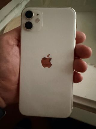 iPhone 11 Apple