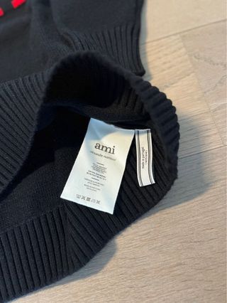 AMI Paris Maglione Nero Cuore Rosso