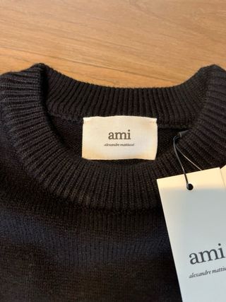 AMI Paris Maglione Nero Cuore Rosso