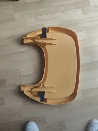 Silla de comer para bebé Precio negociable.