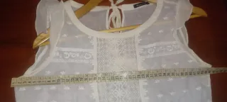 Blusa encaje Massimo Dutti Talla S- blanco roto