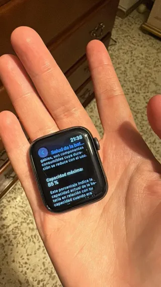 Apple Watch Series 5 Space Gray