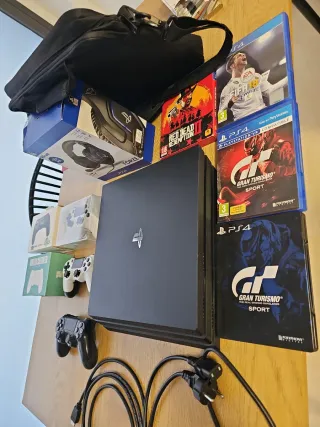 Consola PS4 Pro Negra + Accesorios y juegos