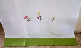 Coppia Tende Ricamate Fiori