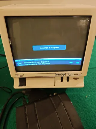 Monitor B/N M 502 (1)