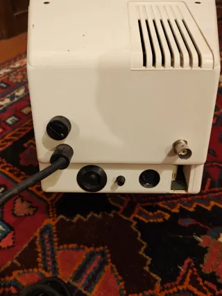 Monitor B/N M 502 (1)