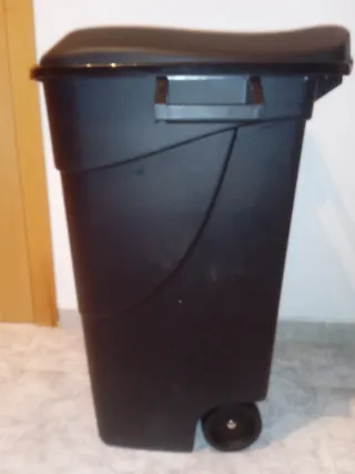 Contenedor residuos cubo basura negro 120l jardin