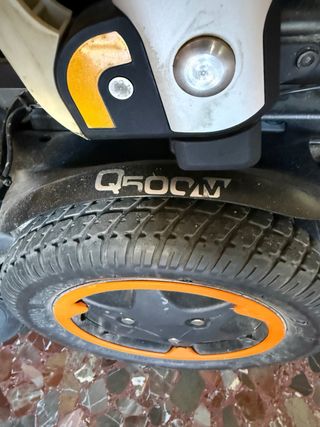 Silla de ruedas eléctrica QUICKIE Q500M