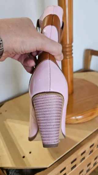 Bota campera rosa charol