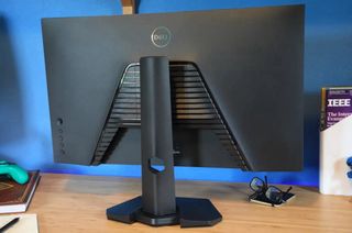 Monitor Dell G2724D 27 2K 120Hz IPS REGALO ALTAVOZ