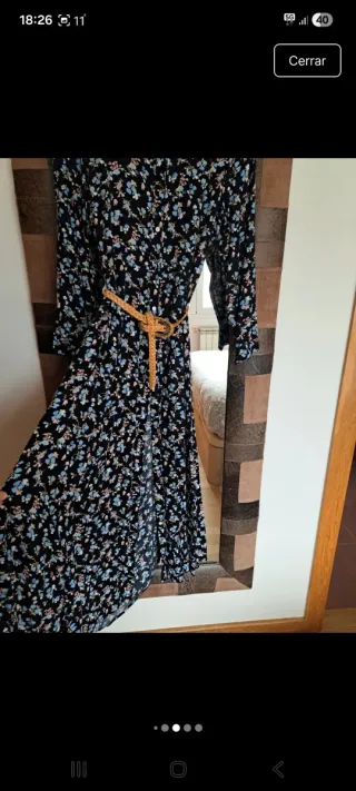 Vestido largo floral negro con cinturón