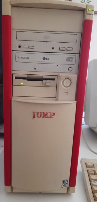 PC Retro Jump Pentium MMX + Teclado + Ratón