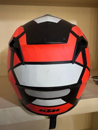 Conjunto chaquetas y casco