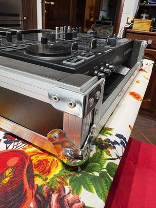 Denon DJ Prime Go Controller A Batteria