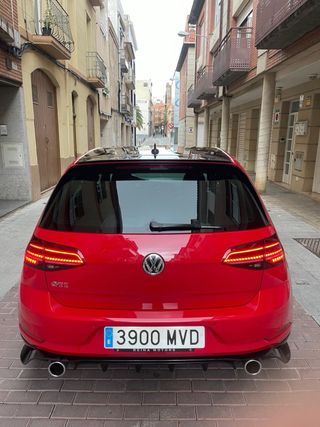 Volkswagen Golf GTI TCR 2.0 TSI