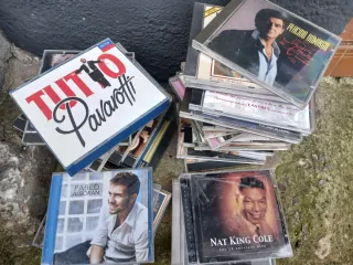 Lote 10 cassette Disney Classici e vari cd