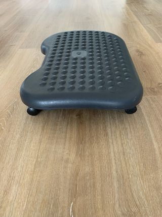 Reposapiés ergonómico ajustable 3 alturas