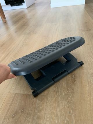 Reposapiés ergonómico ajustable 3 alturas