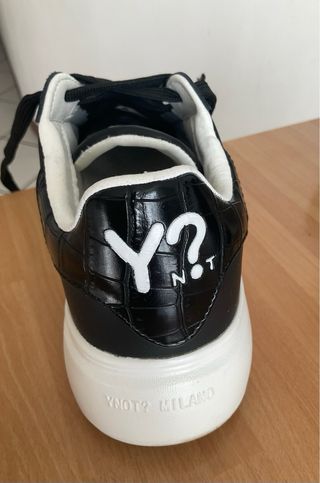 YNOT? Milano Sneakers Donna Nere
