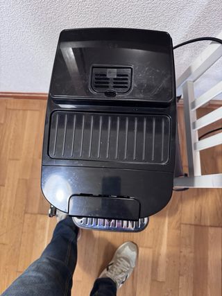 Cafetera DeLonghi Magnifica Start Negra