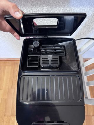 Cafetera DeLonghi Magnifica Start Negra