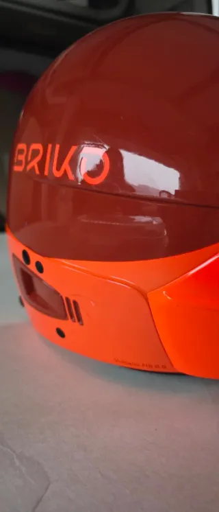 Casco de esquí Briko naranja