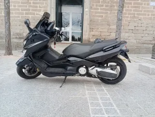 Yamaha Tmax XP 500 Inyección Negra