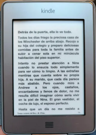 Ebook Kindle Touch + funda original