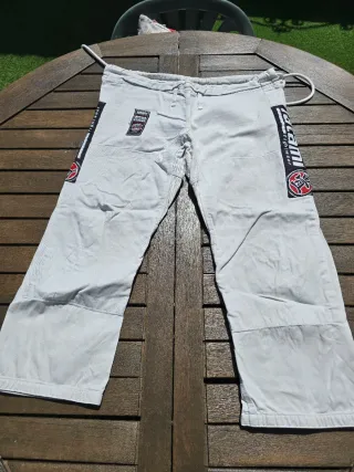 Kimono Jiu Jitsu Tatami Nova F4 Bianco